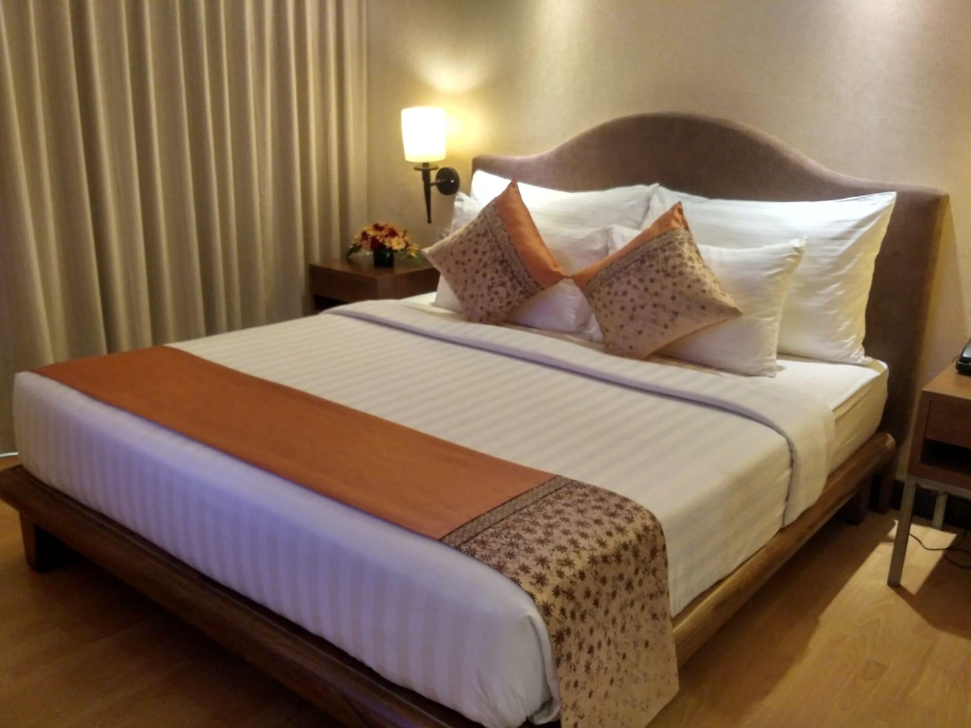 ซาฮิด ชายา โฮเต็ล แอนด์ คอนเวนชั่น Hotel Maguwo ภายนอก รูปภาพ