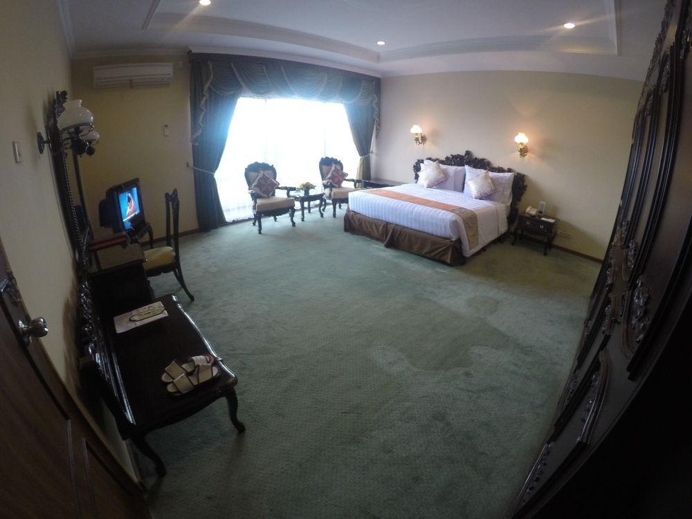 ซาฮิด ชายา โฮเต็ล แอนด์ คอนเวนชั่น Hotel Maguwo ภายนอก รูปภาพ
